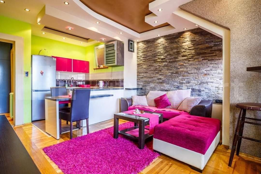 Apartment Lilly Νόβι Σαντ Εξωτερικό φωτογραφία