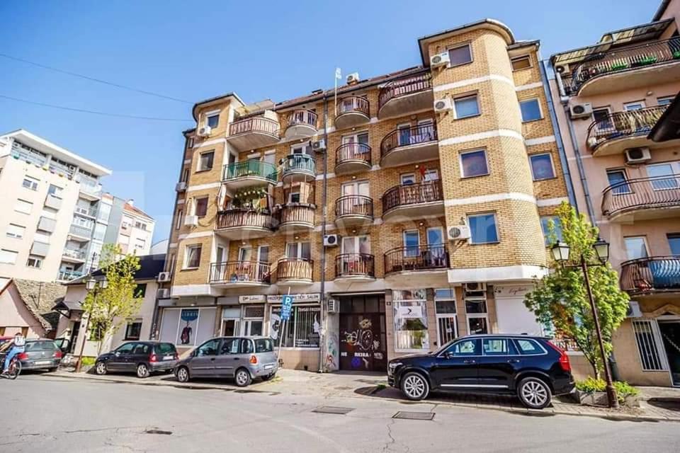 Apartment Lilly Νόβι Σαντ Εξωτερικό φωτογραφία